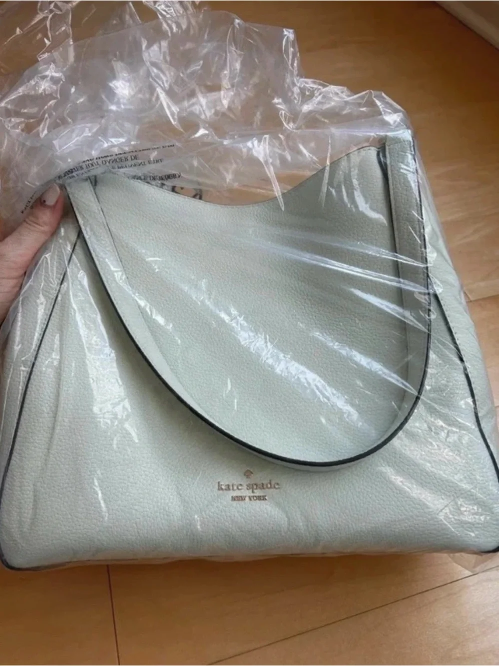 BNWT kate spade Pebbled Leather Shoulder Hobo Bag